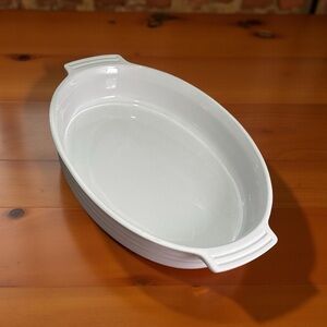 Le Creuset White Oval Baking Dish